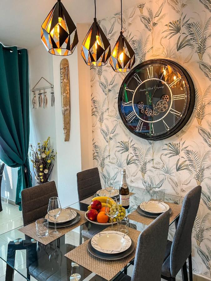 Luxory Dreamy Sunset, Seafront, Direct Access To The Promenade,Wifi,Pool,Free Parking Apartment Los Cristianos  Exterior foto
