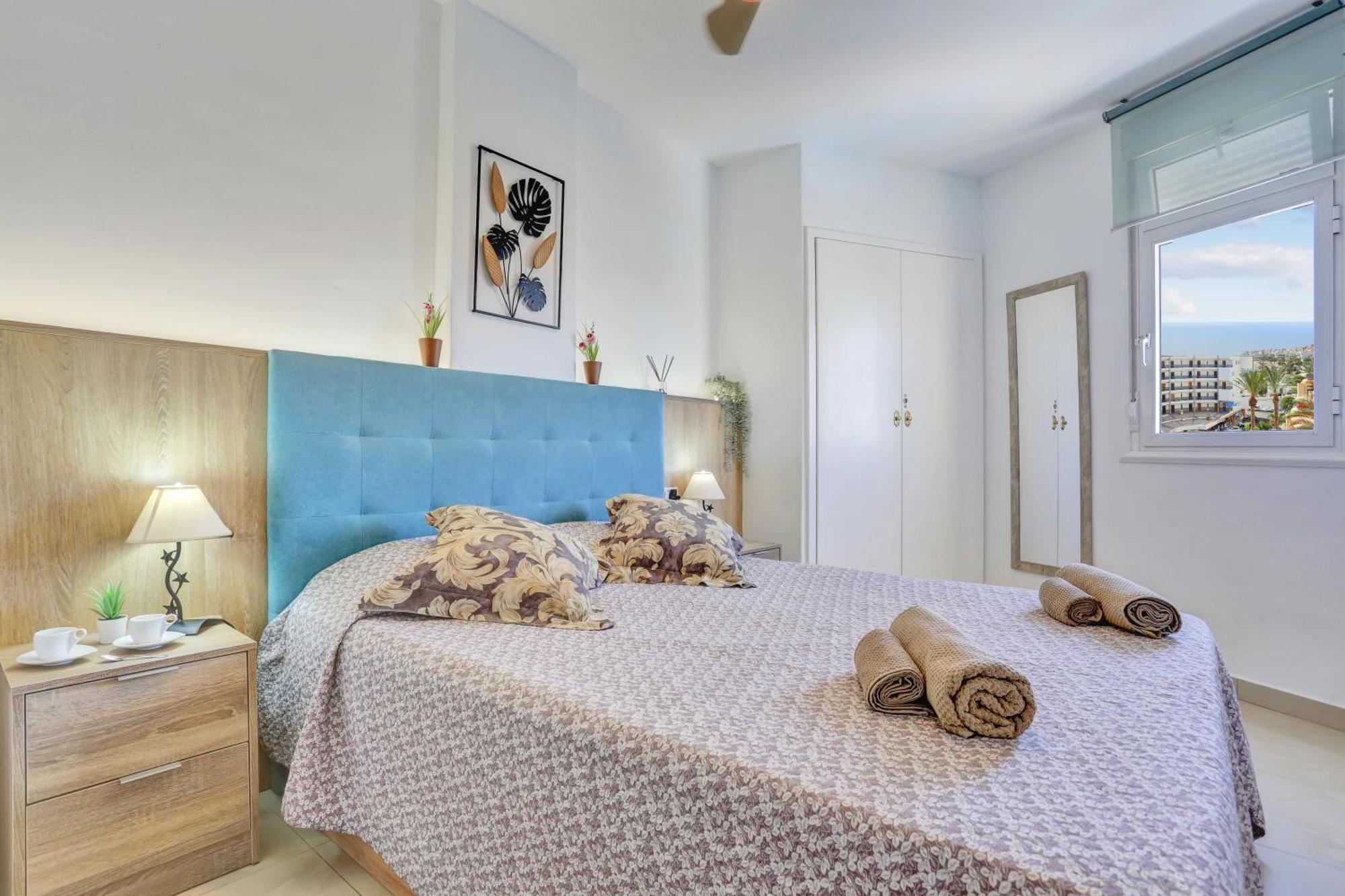 Luxory Dreamy Sunset, Seafront, Direct Access To The Promenade,Wifi,Pool,Free Parking Apartment Los Cristianos  Exterior foto