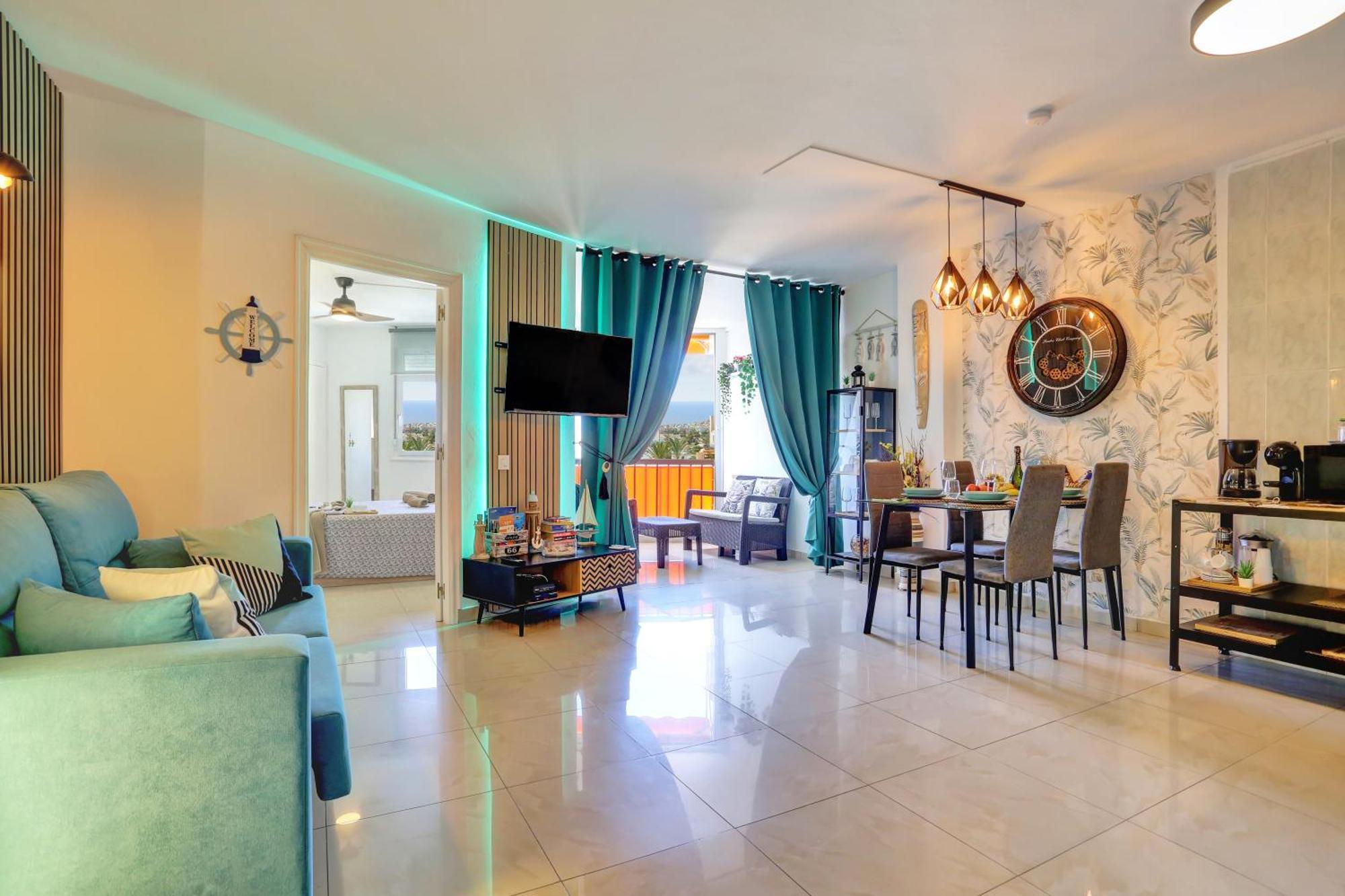 Luxory Dreamy Sunset, Seafront, Direct Access To The Promenade,Wifi,Pool,Free Parking Apartment Los Cristianos  Exterior foto